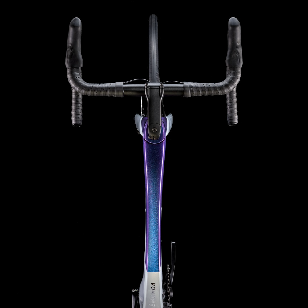 
                  
                    2024 Trek Émonda SL 6 - Plasma Pearl Grey/Purple Flip - biket.co.za
                  
                
