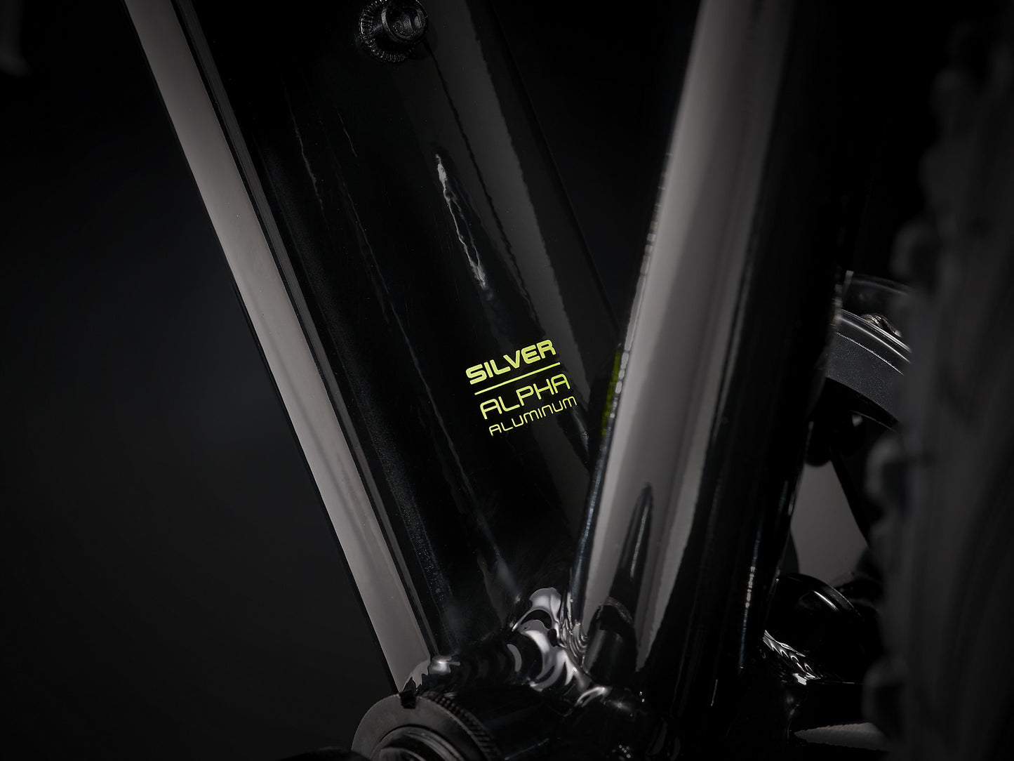 2023 Trek Roscoe 20inch - biket.co.za